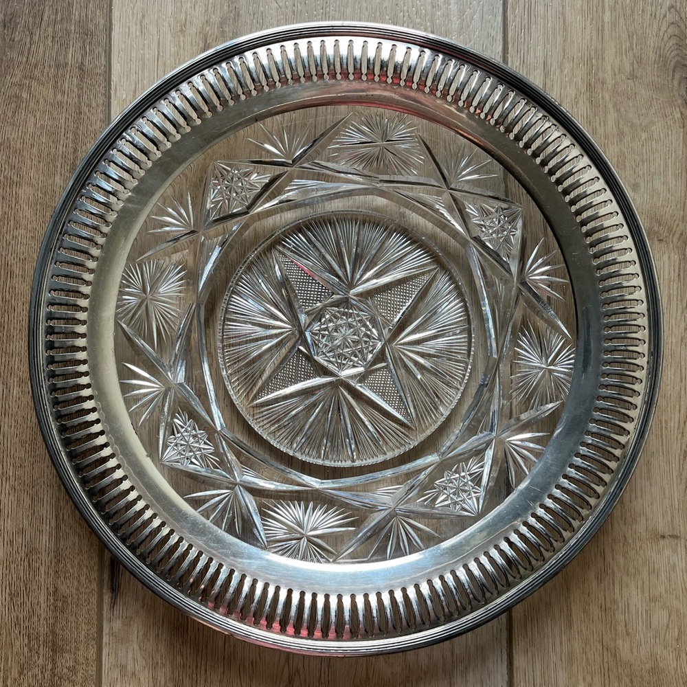 Silver Plated Cut Glass Antique Fan 🌟Starburst Pierced Rim Plate